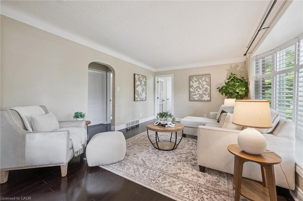 10 Sumac Place Property Photo 14