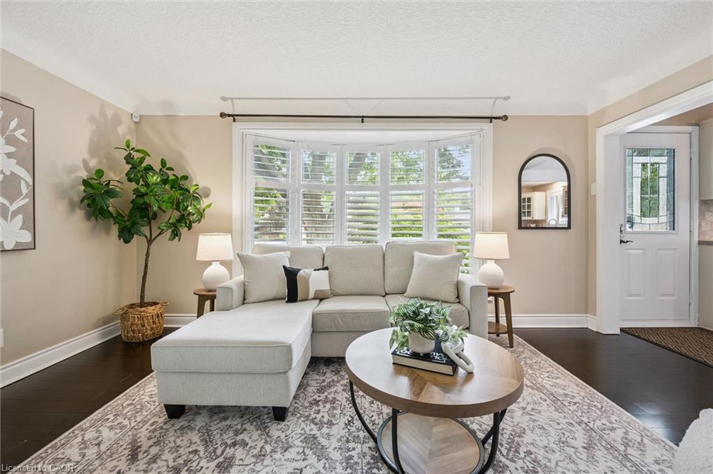 10 Sumac Place Property Photo 16