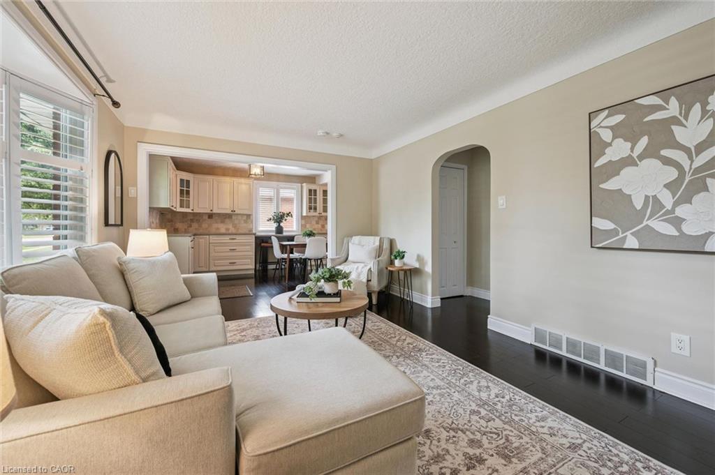 10 Sumac Place Property Photo 18