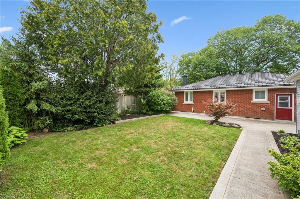 10 Sumac Place Property Photo 40