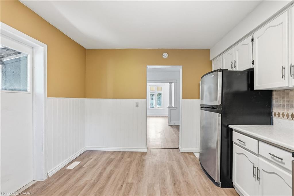 41 Barnesdale Avenue N Property Photo 13
