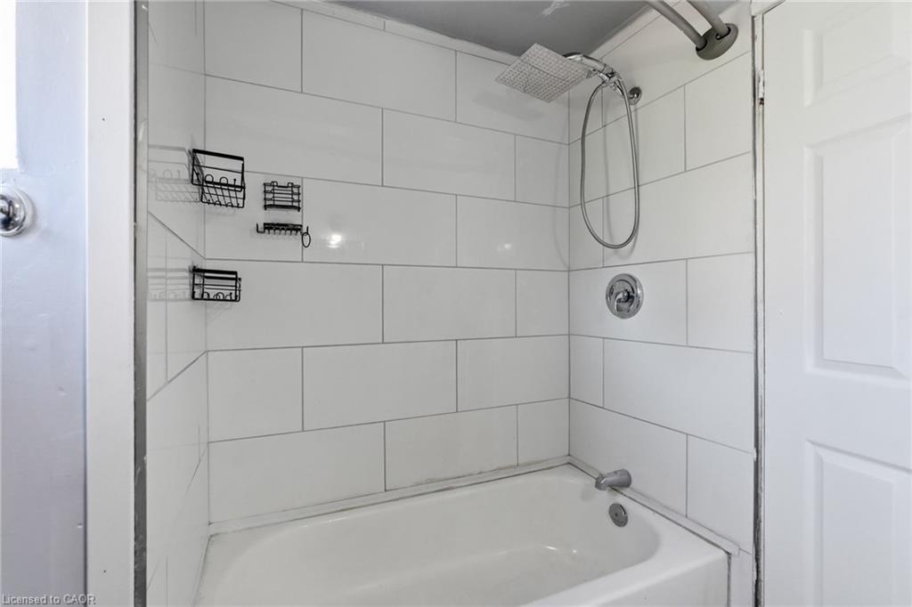 41 Barnesdale Avenue N Property Photo 21