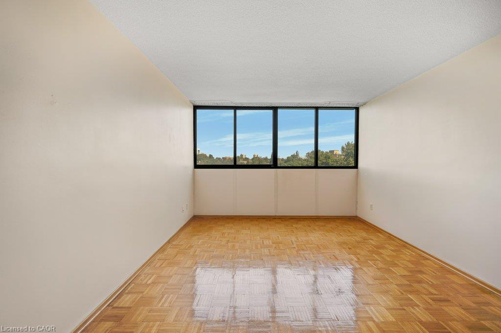 718-1333 Bloor Street Property Photo 14