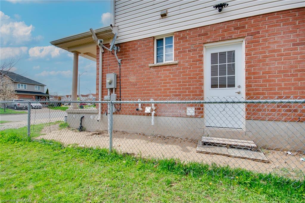 110 Commonwealth Street Property Photo 2