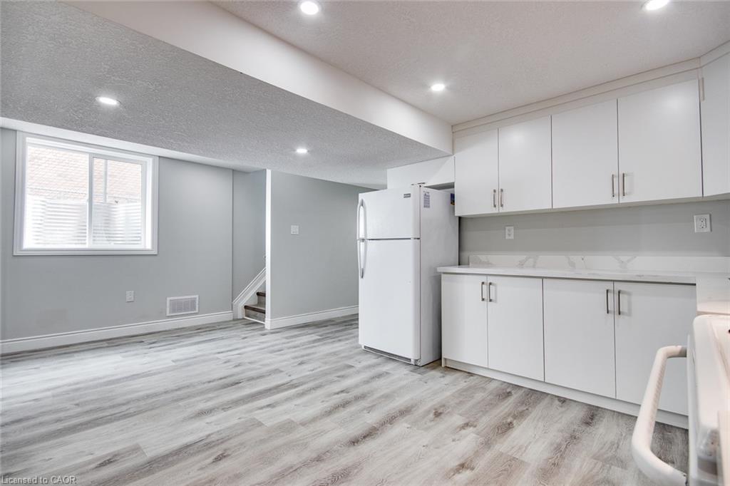 110 Commonwealth Street Property Photo 6