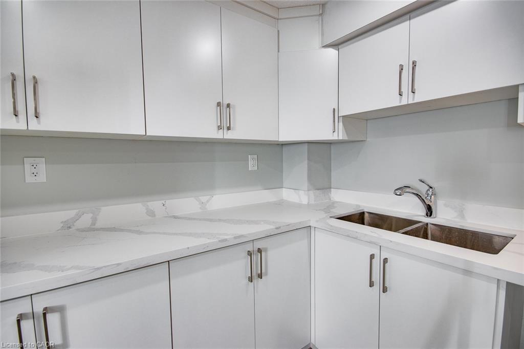 110 Commonwealth Street Property Photo 10