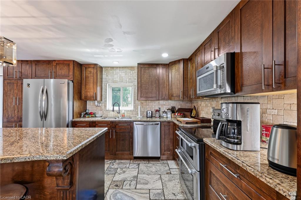 3120 Highway #3 W Property Photo 12