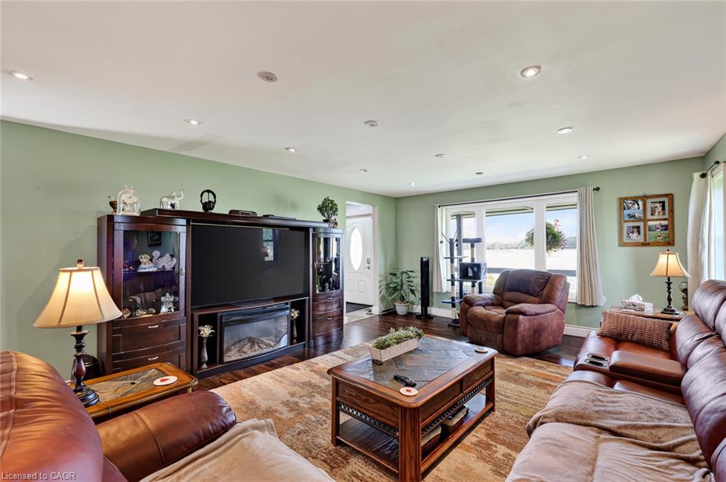3120 Highway #3 W Property Photo 16
