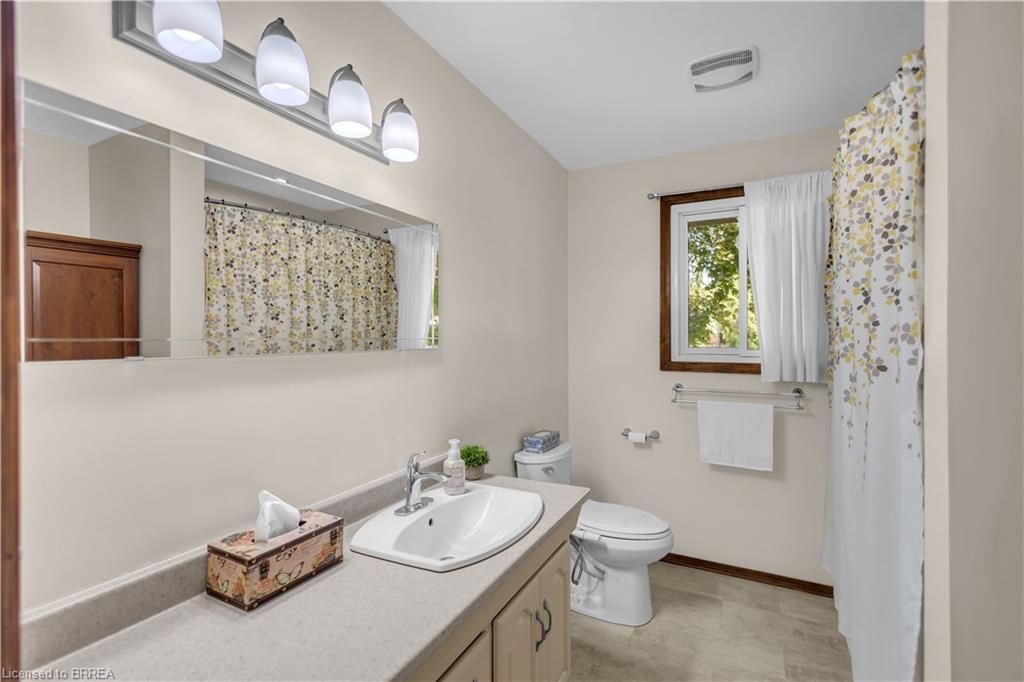 60 Brown Avenue Property Photo 23
