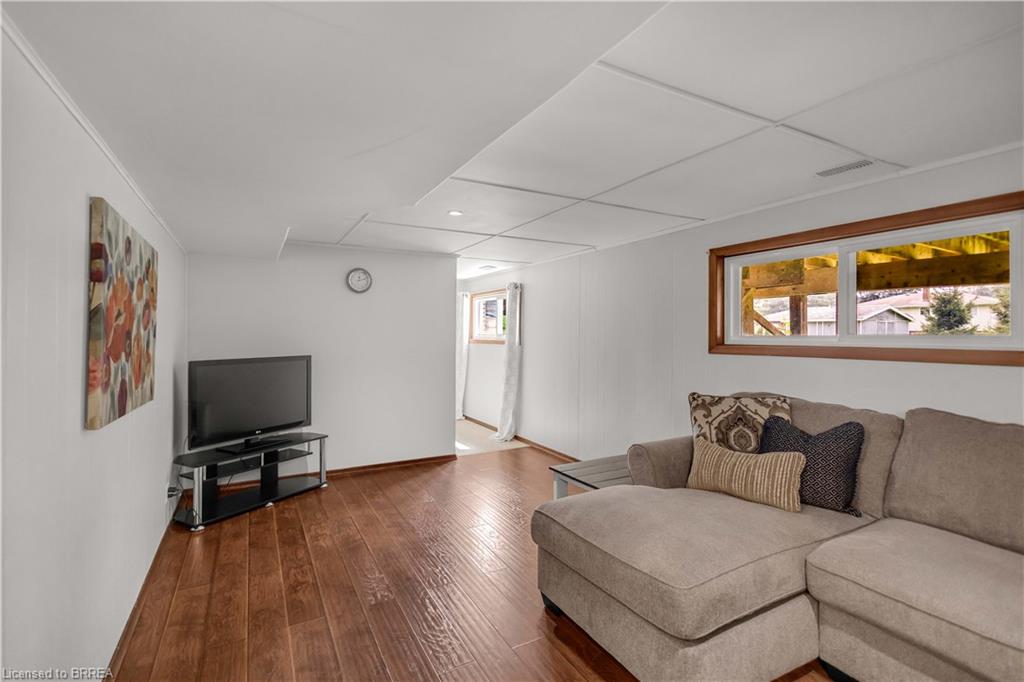 60 Brown Avenue Property Photo 24