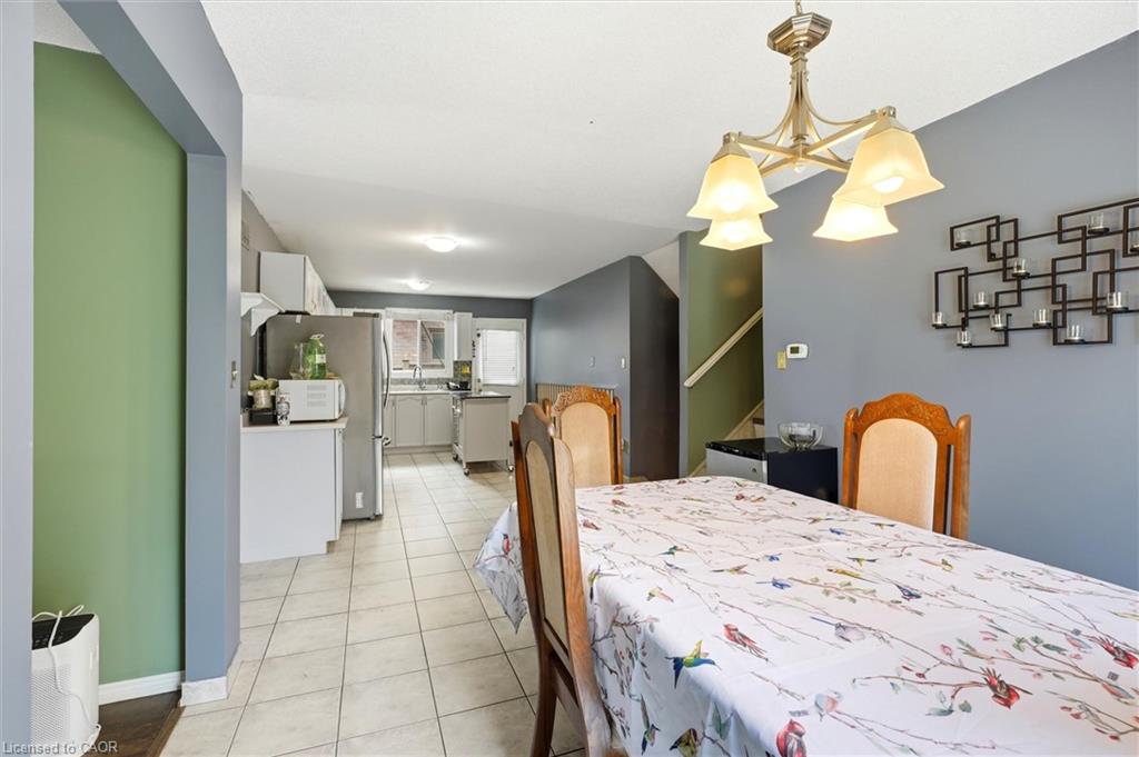 18 Anne Court Property Photo 9