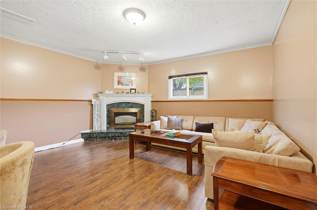 18 Anne Court Property Photo 11
