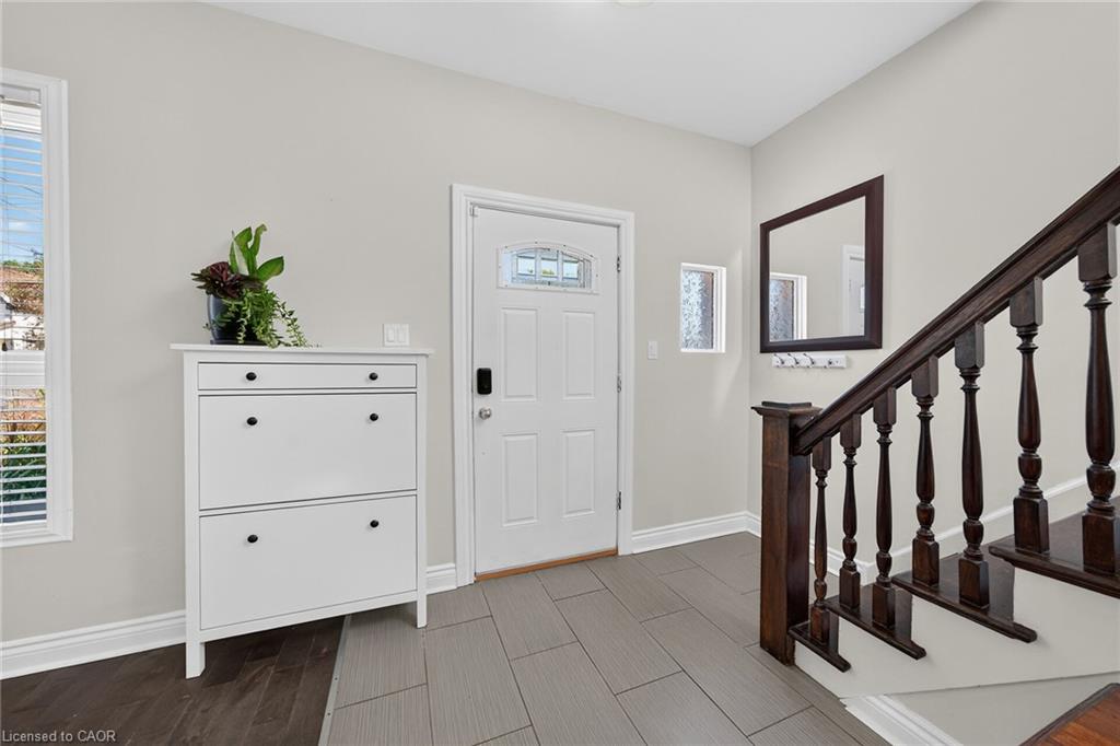 56 East 23rd Street Property Photo 5
