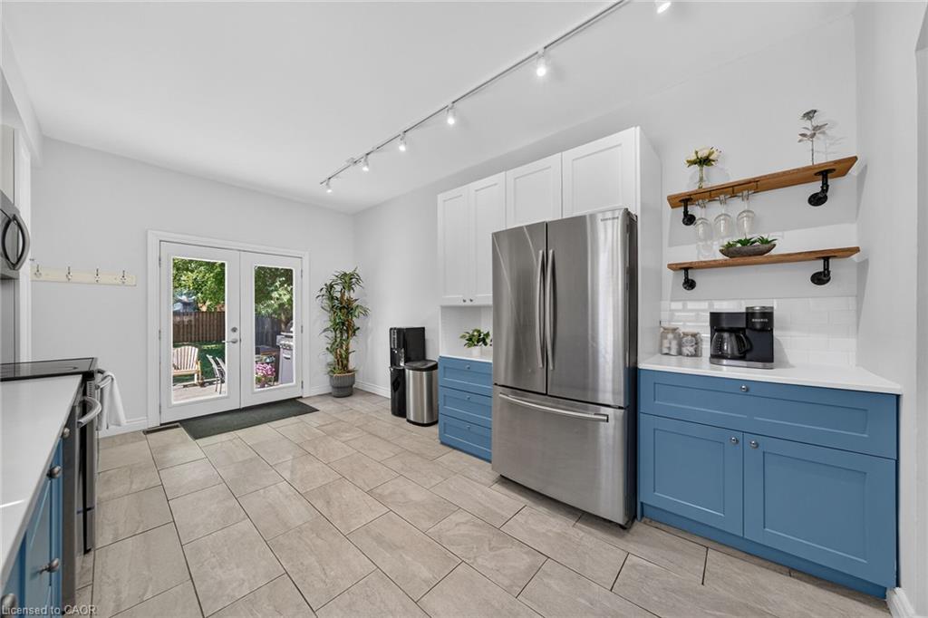 56 East 23rd Street Property Photo 17