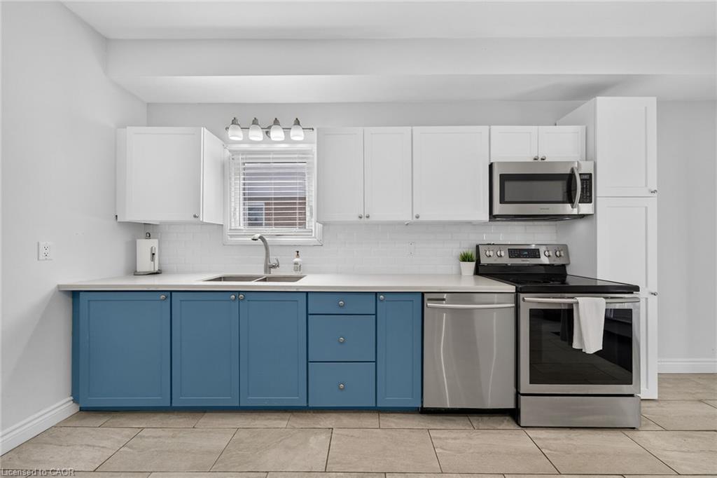 56 East 23rd Street Property Photo 18