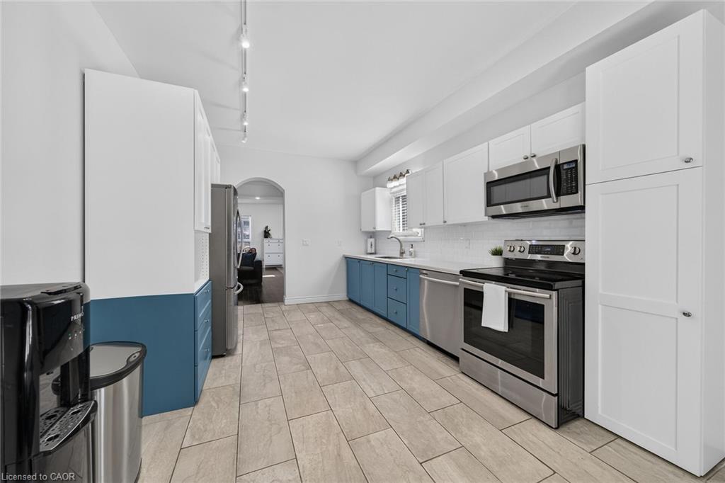 56 East 23rd Street Property Photo 21