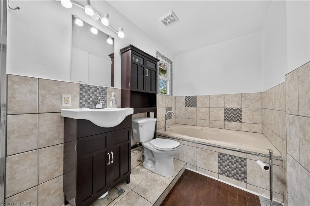 56 East 23rd Street Property Photo 29