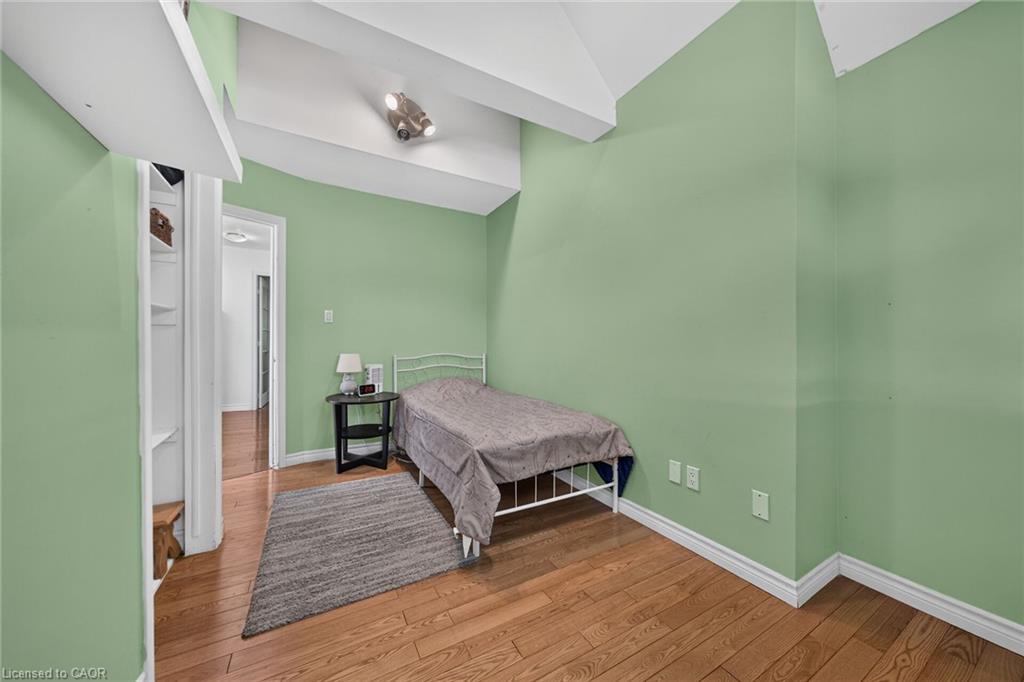 56 East 23rd Street Property Photo 38