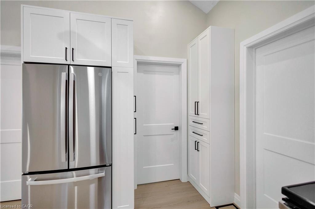 187 Drummond Street Property Photo 18