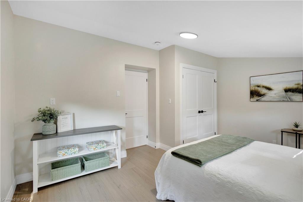 187 Drummond Street Property Photo 22