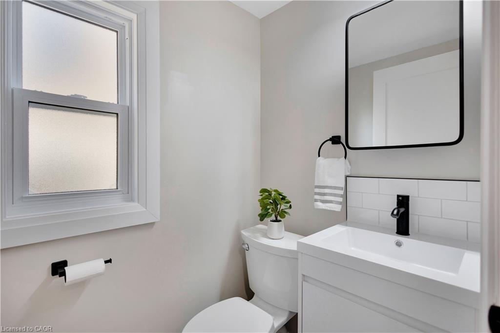 187 Drummond Street Property Photo 23