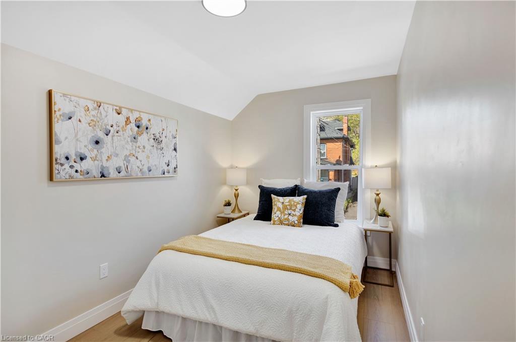 187 Drummond Street Property Photo 25
