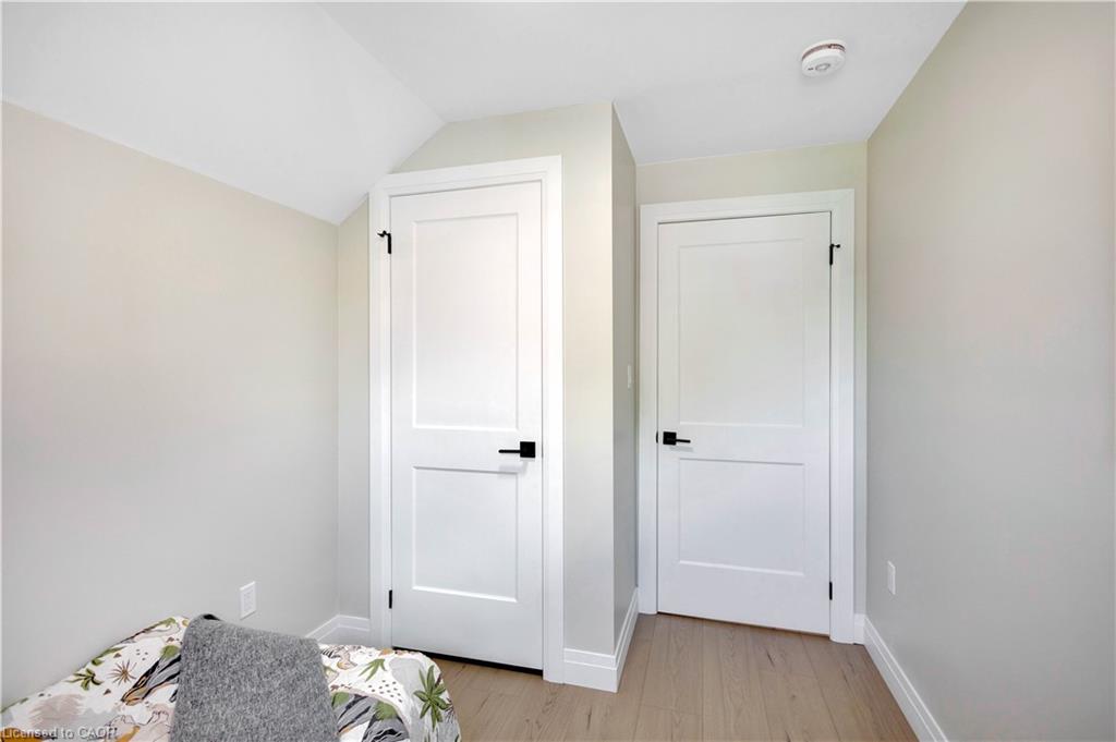 187 Drummond Street Property Photo 28