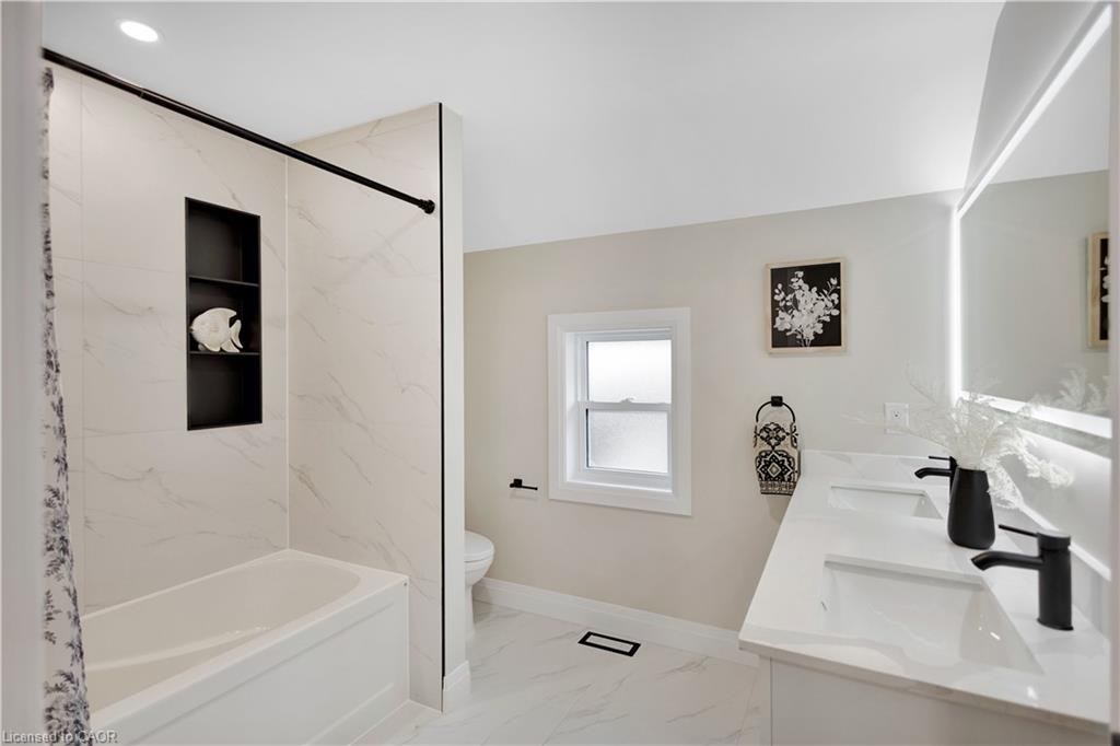 187 Drummond Street Property Photo 29