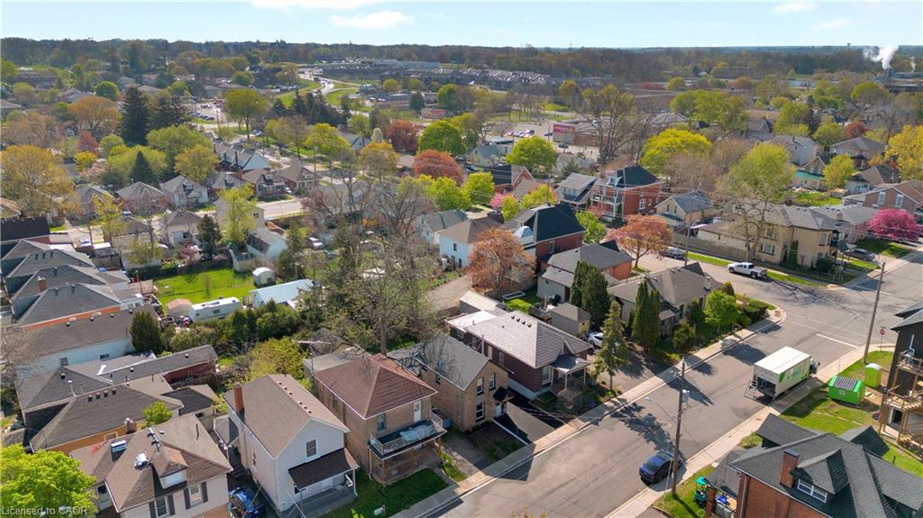 187 Drummond Street Property Photo 44
