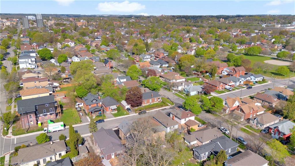 187 Drummond Street Property Photo 48
