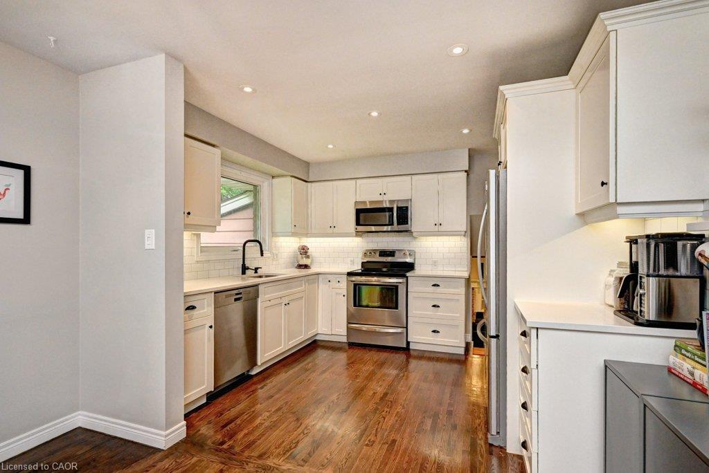 163 Chelford Crescent Property Photo 16