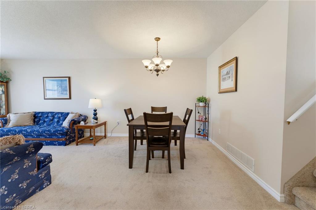 42 Buchanan Crescent Property Photo 7