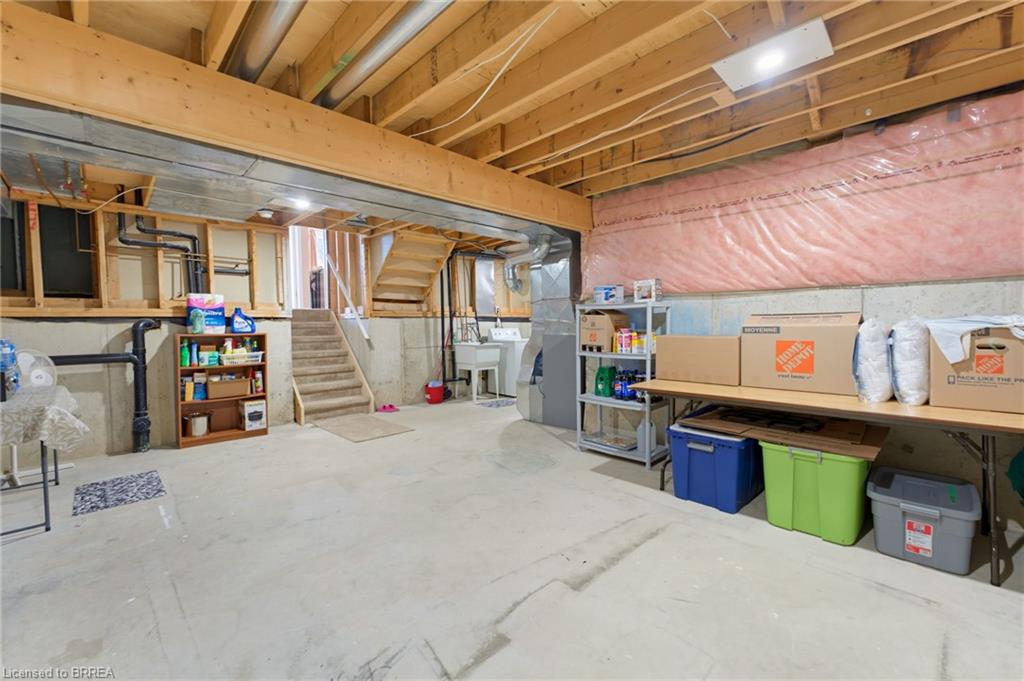 42 Buchanan Crescent Property Photo 21