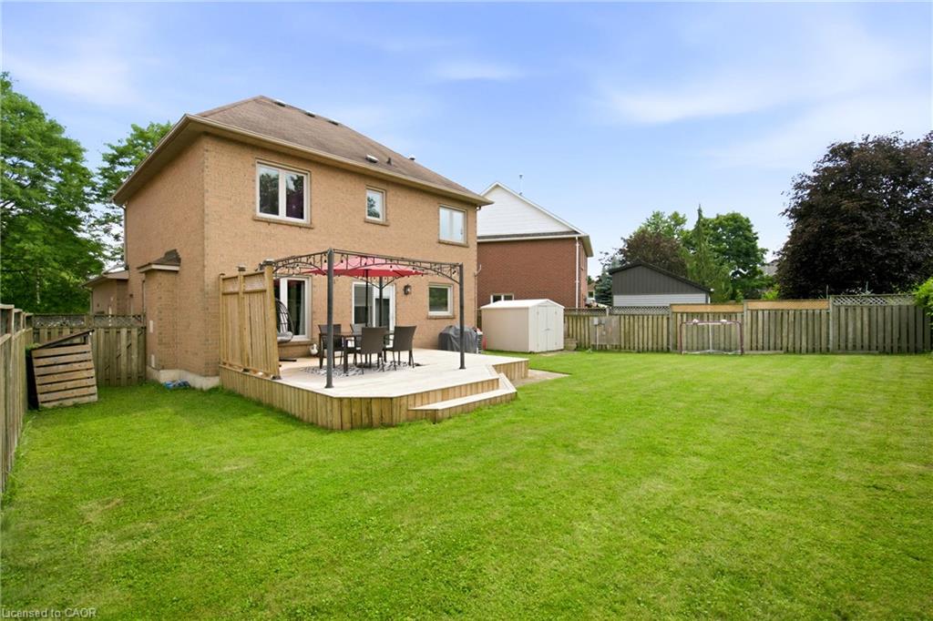 213 Fellowes Crescent Property Photo 43