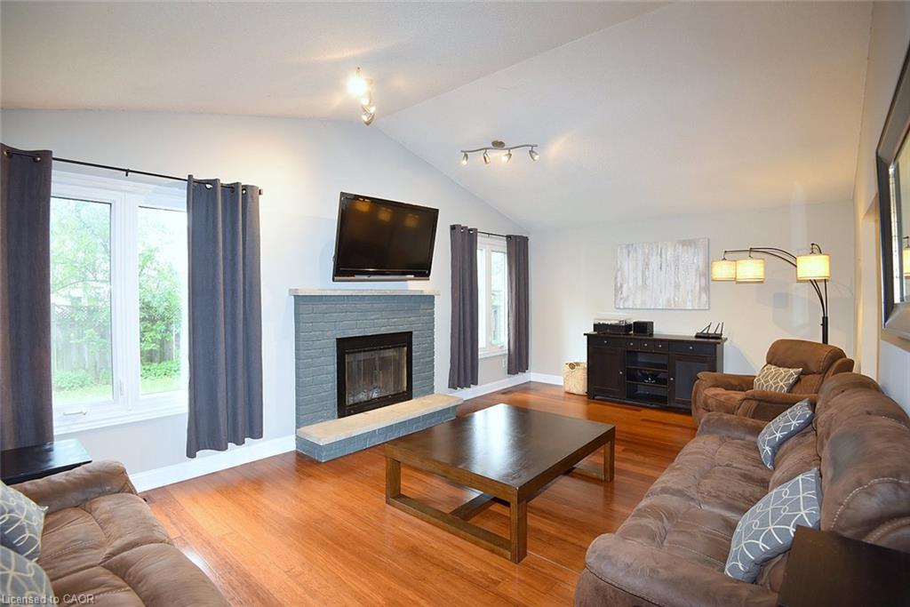 75 Josephine Drive Property Photo 8