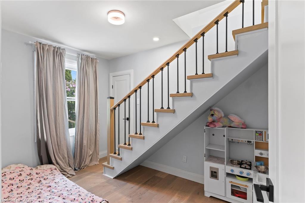 197 Crockett Street Property Photo 17