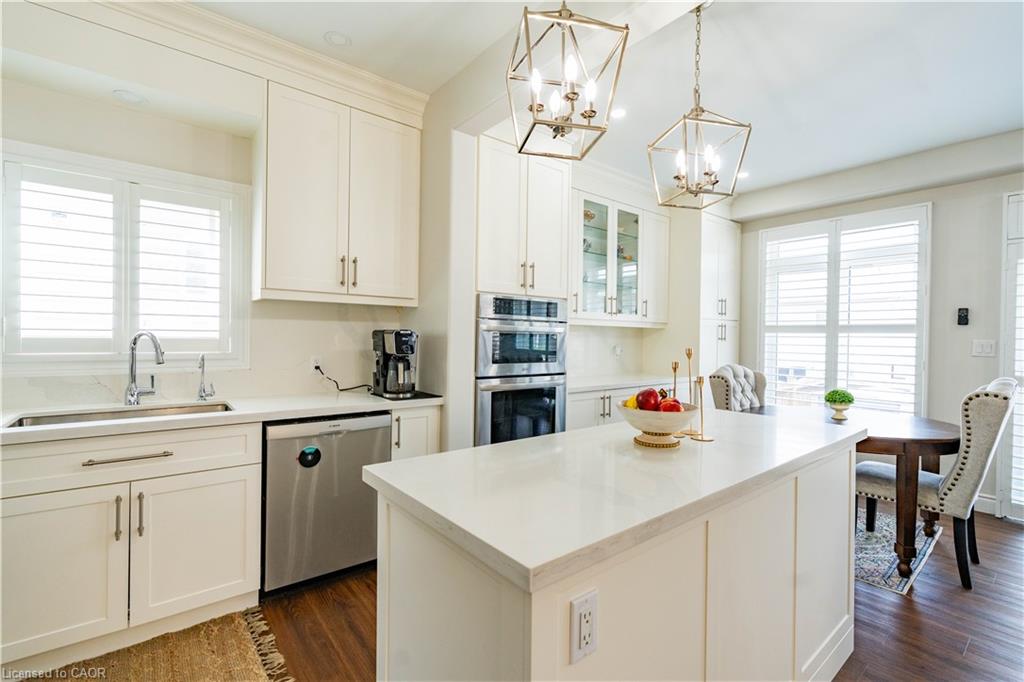 122 Iron Gate Street Property Photo 8