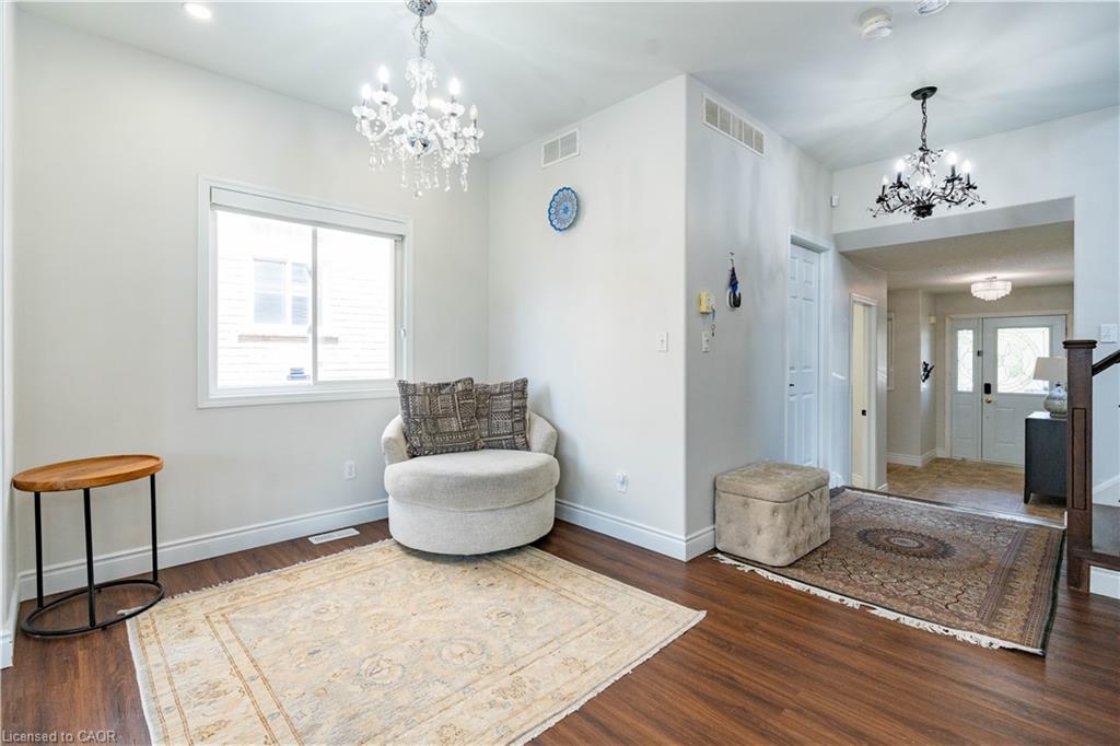 122 Iron Gate Street Property Photo 17