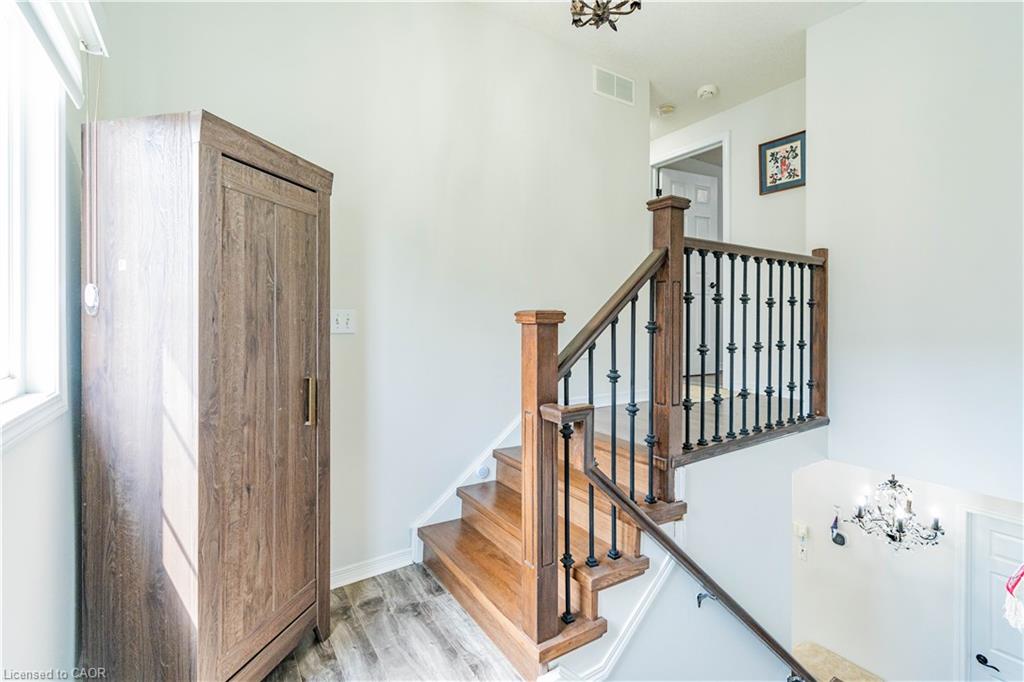 122 Iron Gate Street Property Photo 24