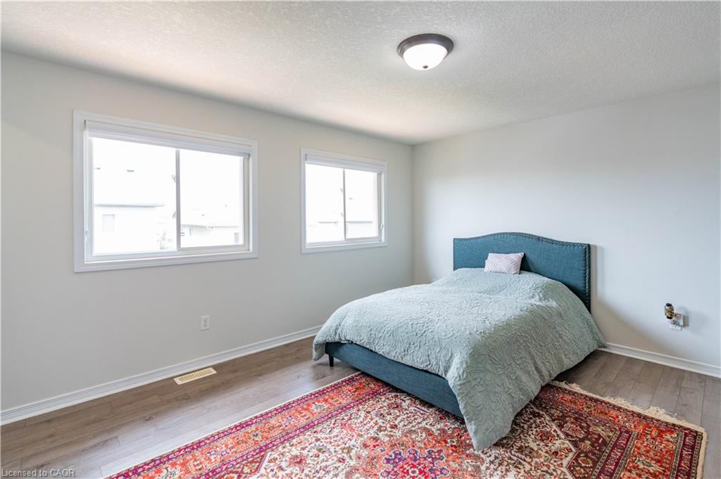 122 Iron Gate Street Property Photo 25
