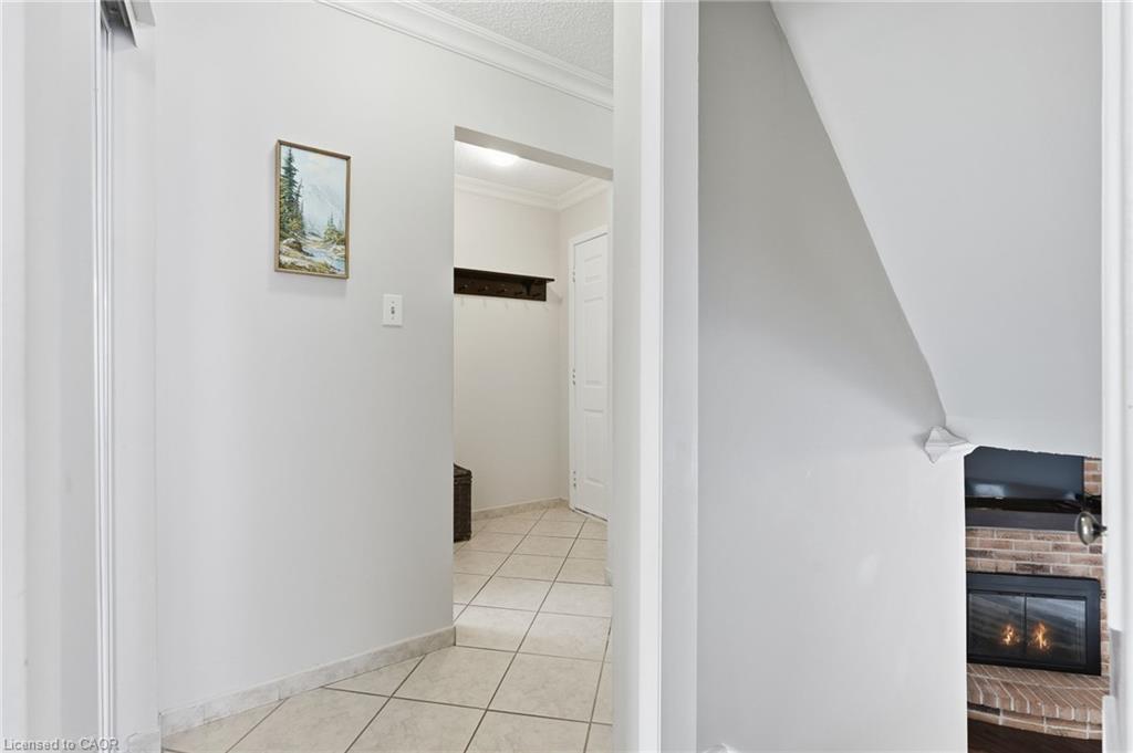 30 Twinoaks Crescent Property Photo 30