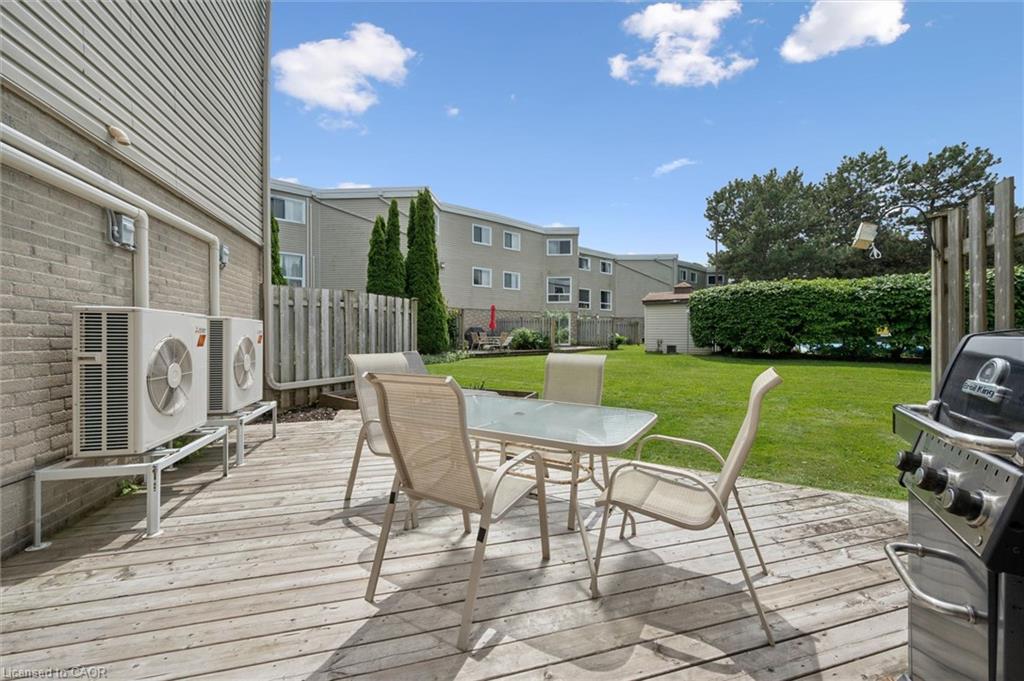 25-60 Elmsdale Drive Property Photo 24