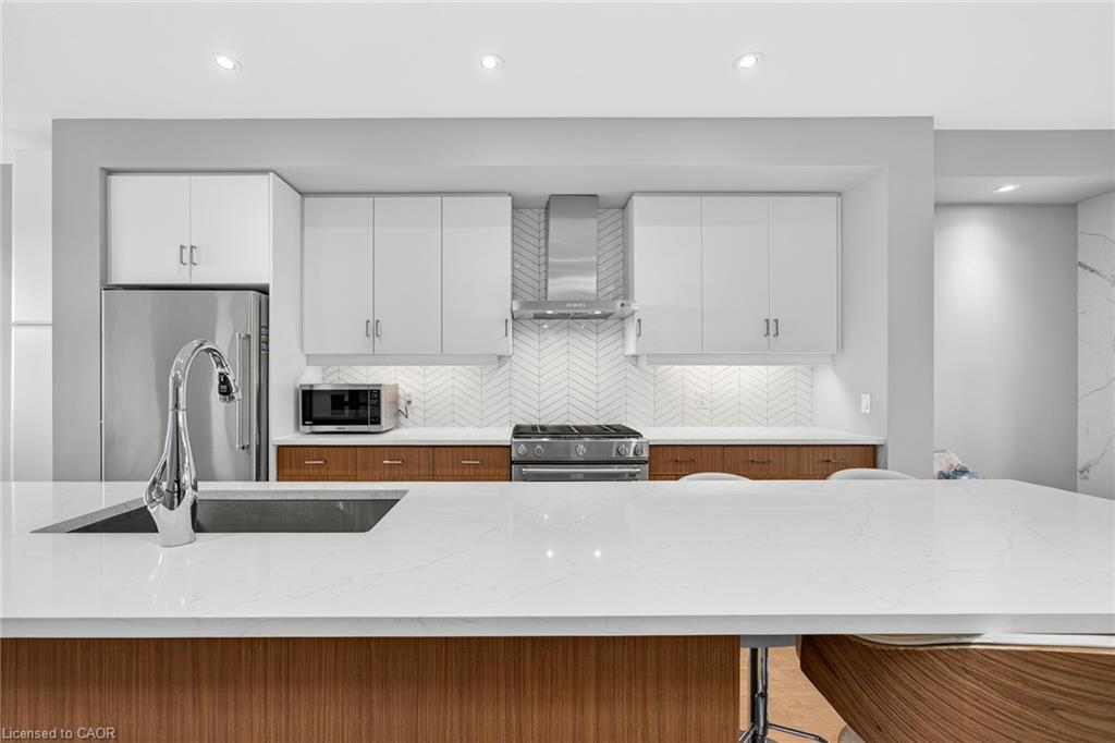 57-60 Arkell Road Property Photo 19