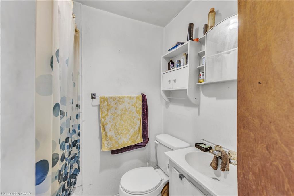 1367 Cannon Street E Property Photo 11