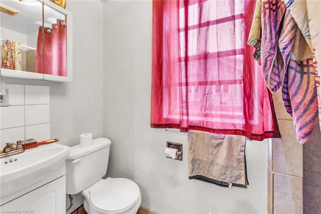 1367 Cannon Street E Property Photo 15
