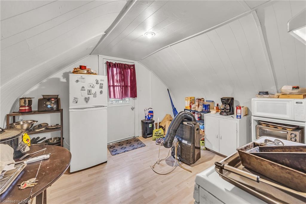 1367 Cannon Street E Property Photo 30