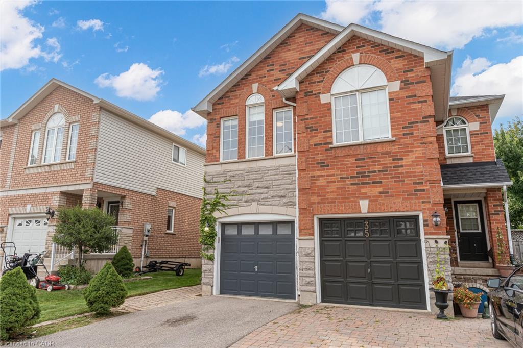 33 Slater Court Property Photo 2
