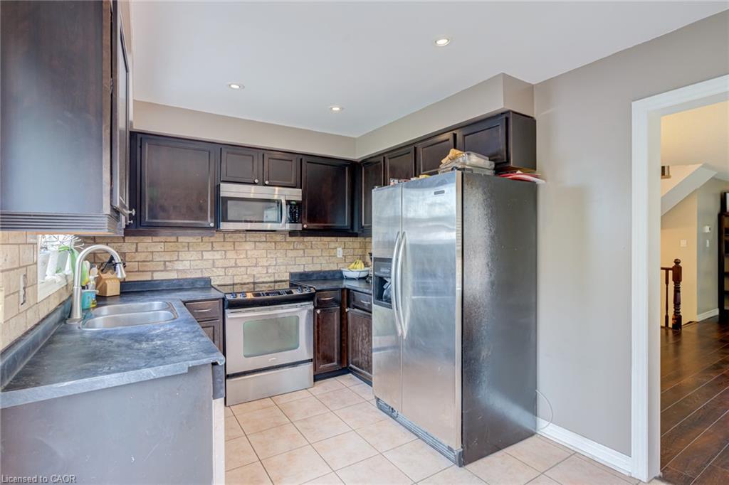 33 Slater Court Property Photo 16
