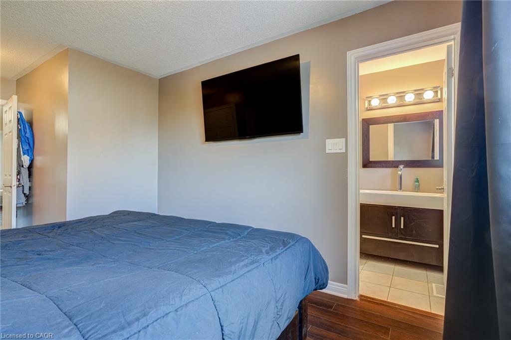 33 Slater Court Property Photo 29