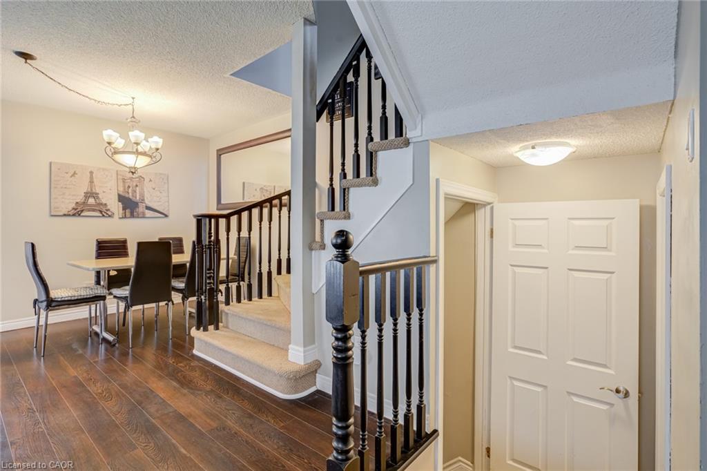 33 Slater Court Property Photo 37